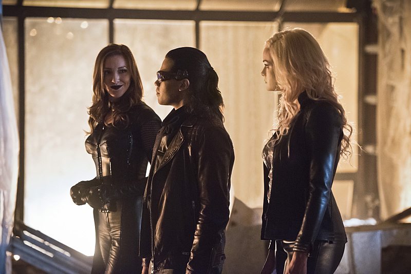 The Flash -- "Invincible" -- Image: FLA222a_0039b.jpg -- Pictured (L-R): Katie Cassidy as Black Siren, Carlos Valdes as Reverb and Danielle Panabaker as Killer Frost -- Photo: Dean Buscher/The CW -- ÃÂ© 2016 The CW Network, LLC. All rights reserved.